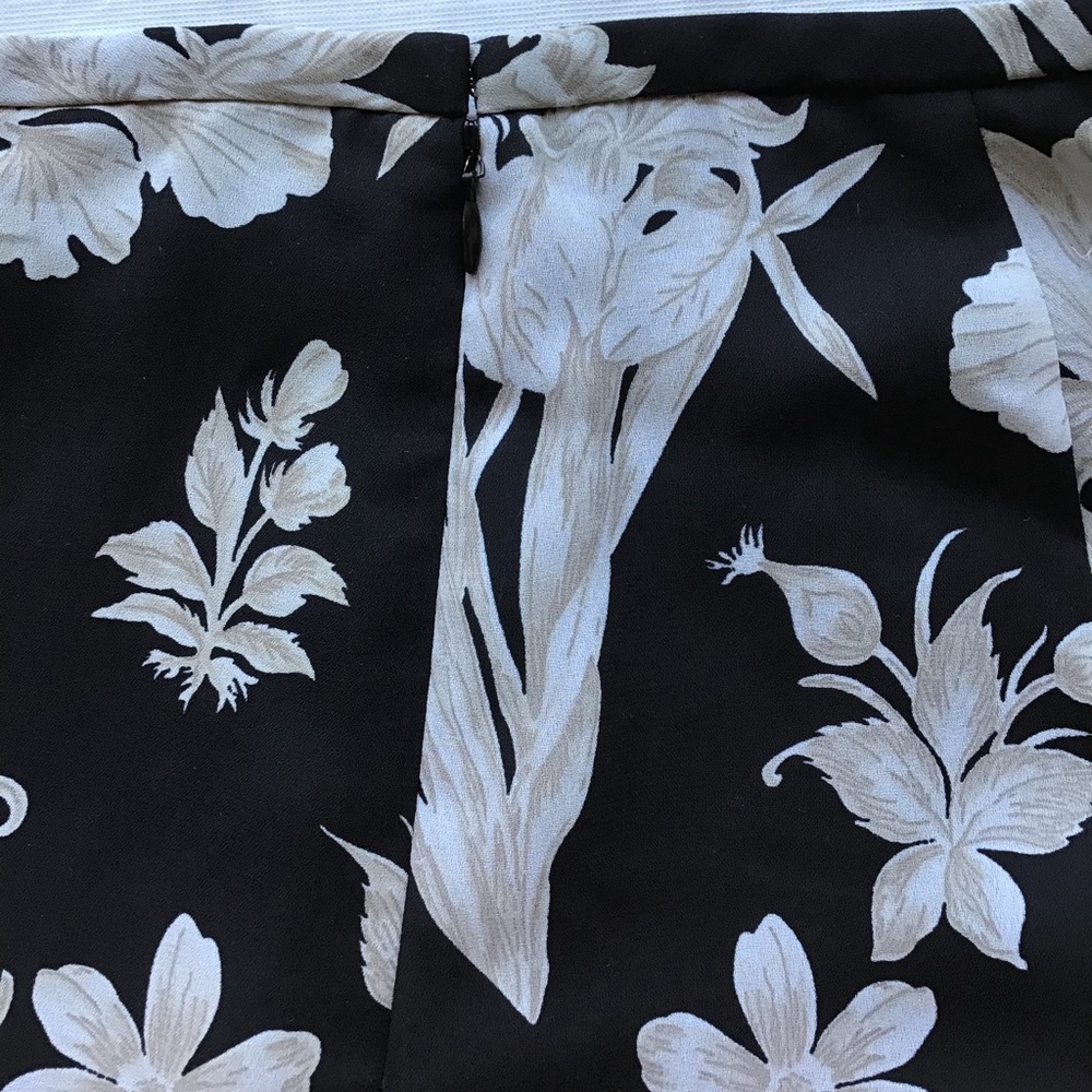 ANN TAYLOR‎ LOFT skirt floral a-line black & white sz 4 - Picture 6 of 8